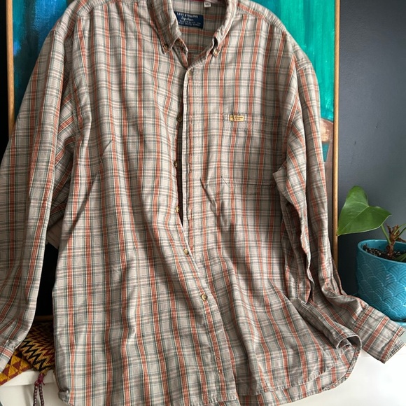 Levi's Tan and Orange Plaid Casual Shirt XL - Picture 3 of 16